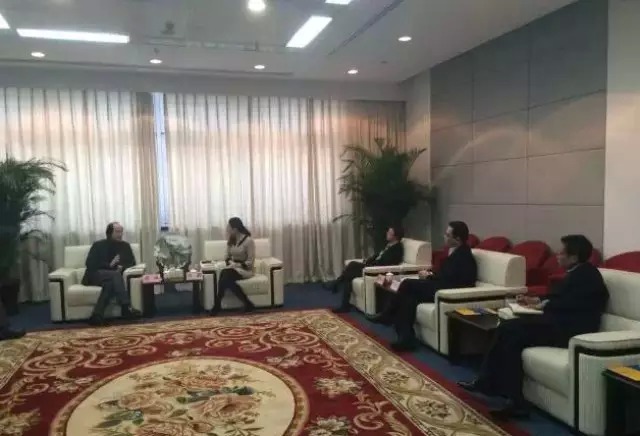 福建省泉州市泉州農(nóng)商銀行行長黃斌一行到訪上股交考察交流_上海股權(quán)托管交易中心
